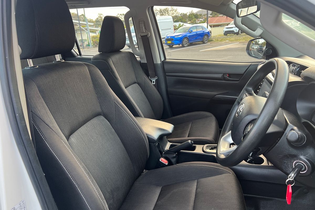 2022 Toyota Hilux SR GUN126R 4X4