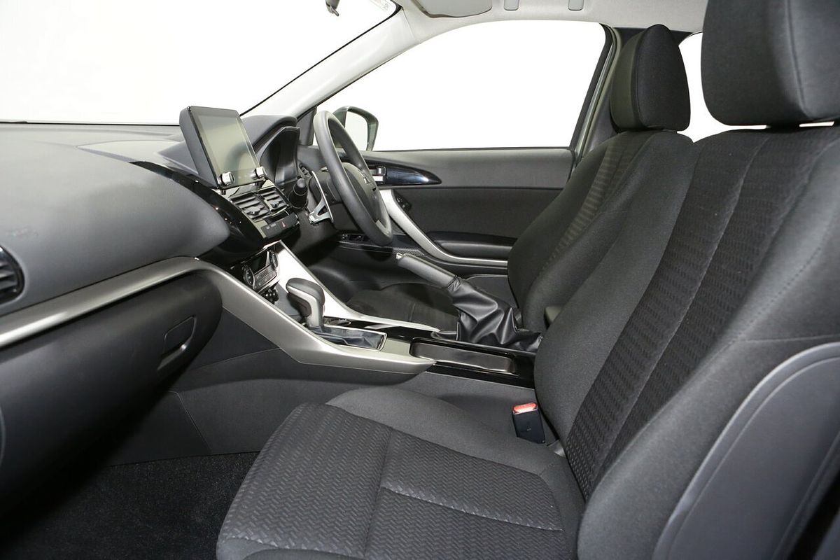 2024 Mitsubishi Eclipse Cross ES YB