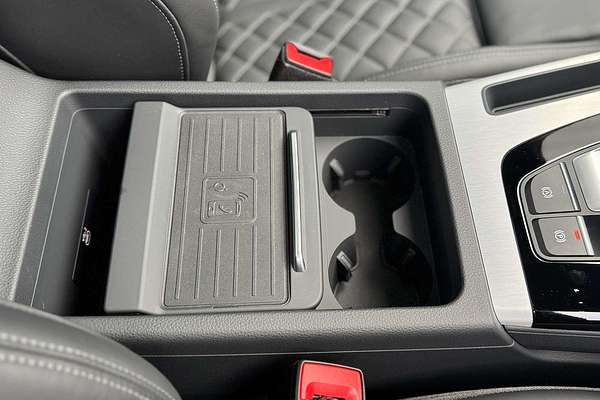 2024 Audi Q5 45 TFSI S line FY