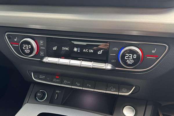 2024 Audi Q5 45 TFSI S line FY