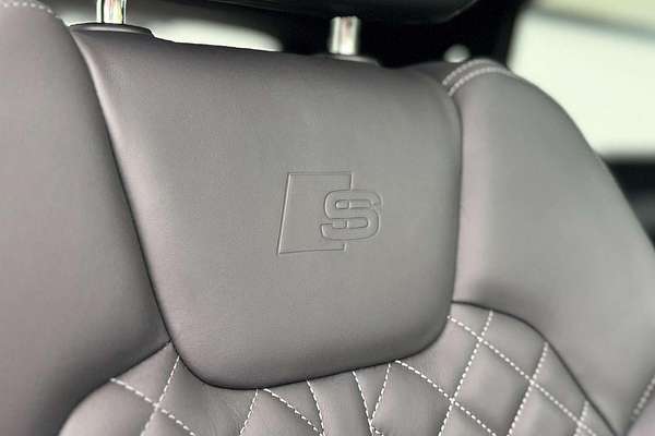 2024 Audi Q5 45 TFSI S line FY