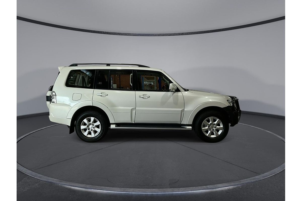 2020 Mitsubishi Pajero GLX NX