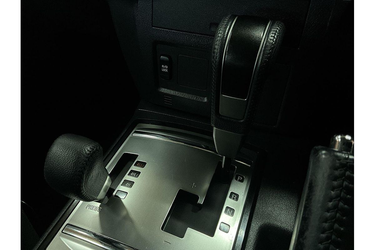 2020 Mitsubishi Pajero GLX NX