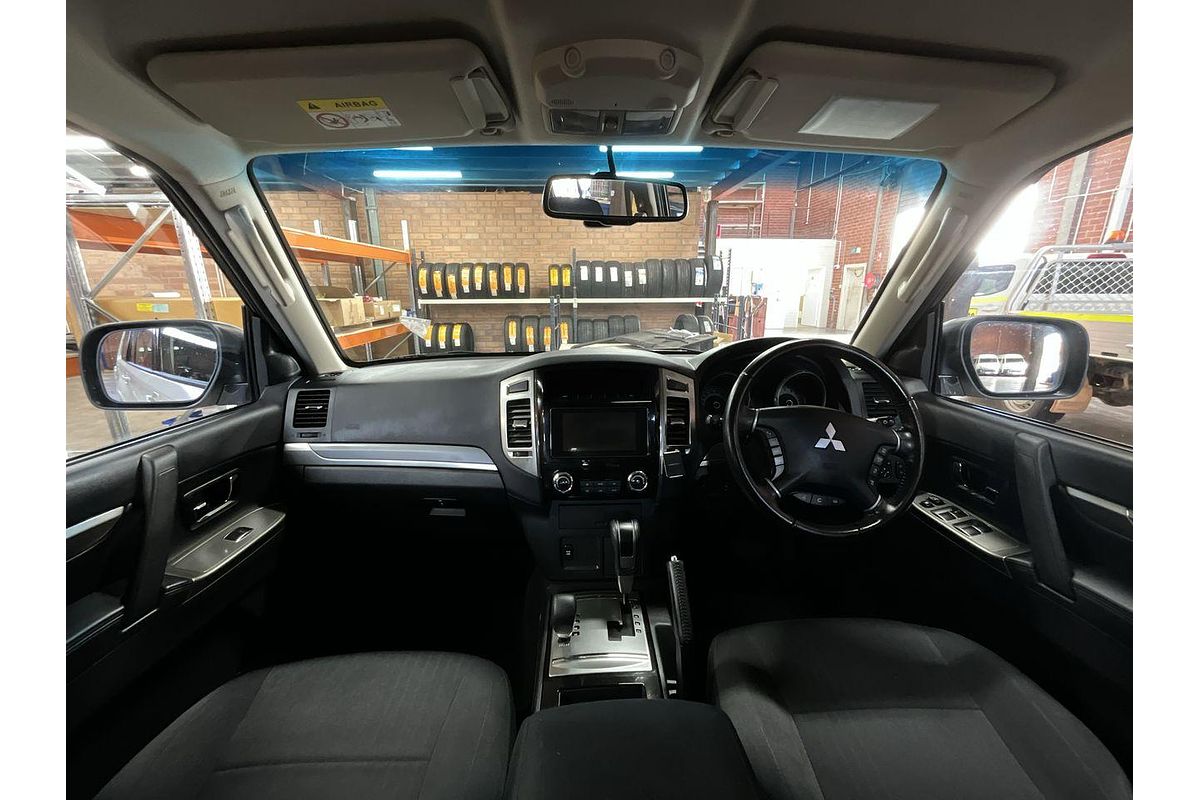 2020 Mitsubishi Pajero GLX NX