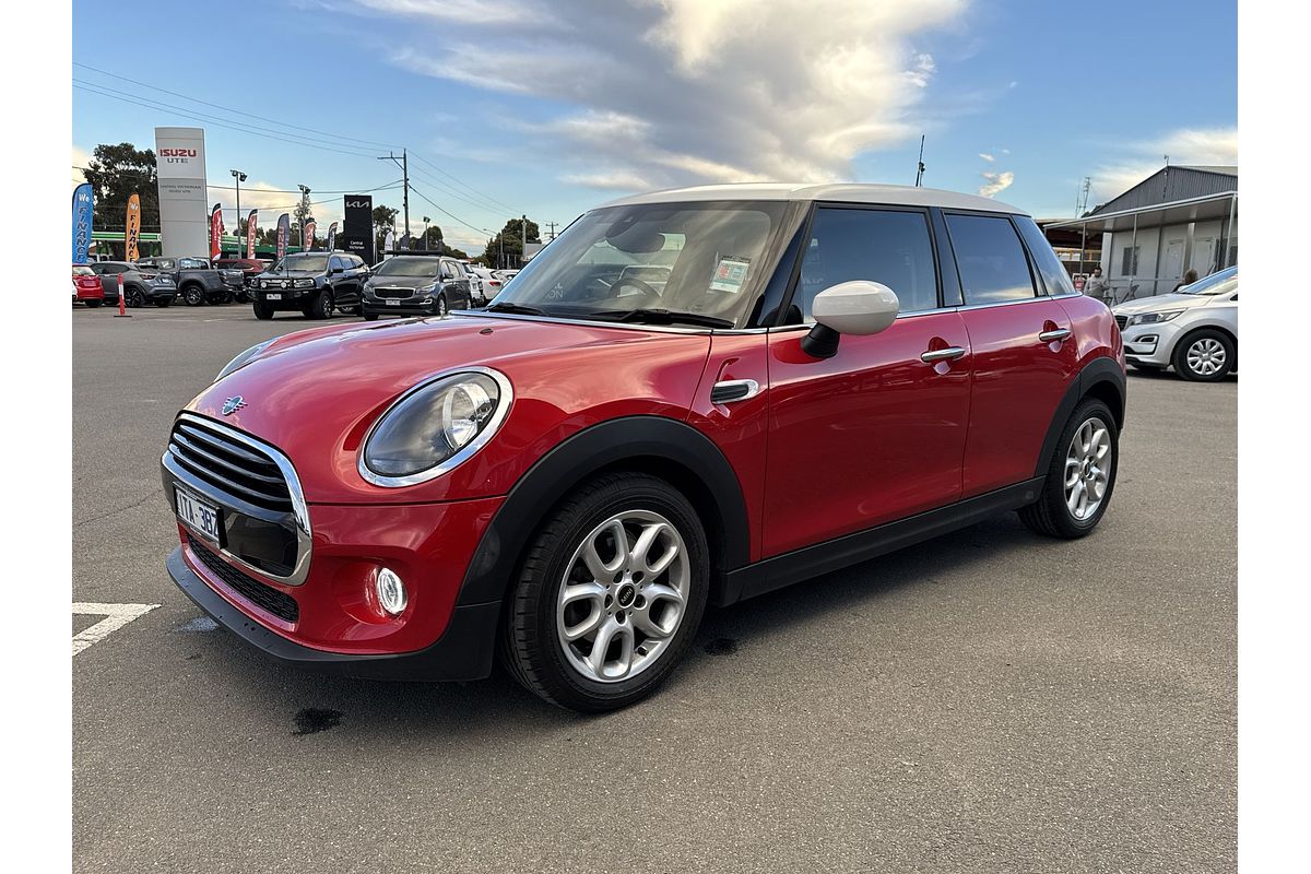 2020 MINI Hatch Cooper F55 LCI