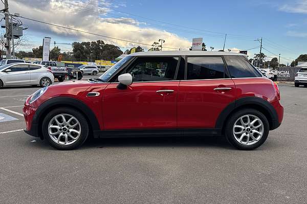 2020 MINI Hatch Cooper F55 LCI