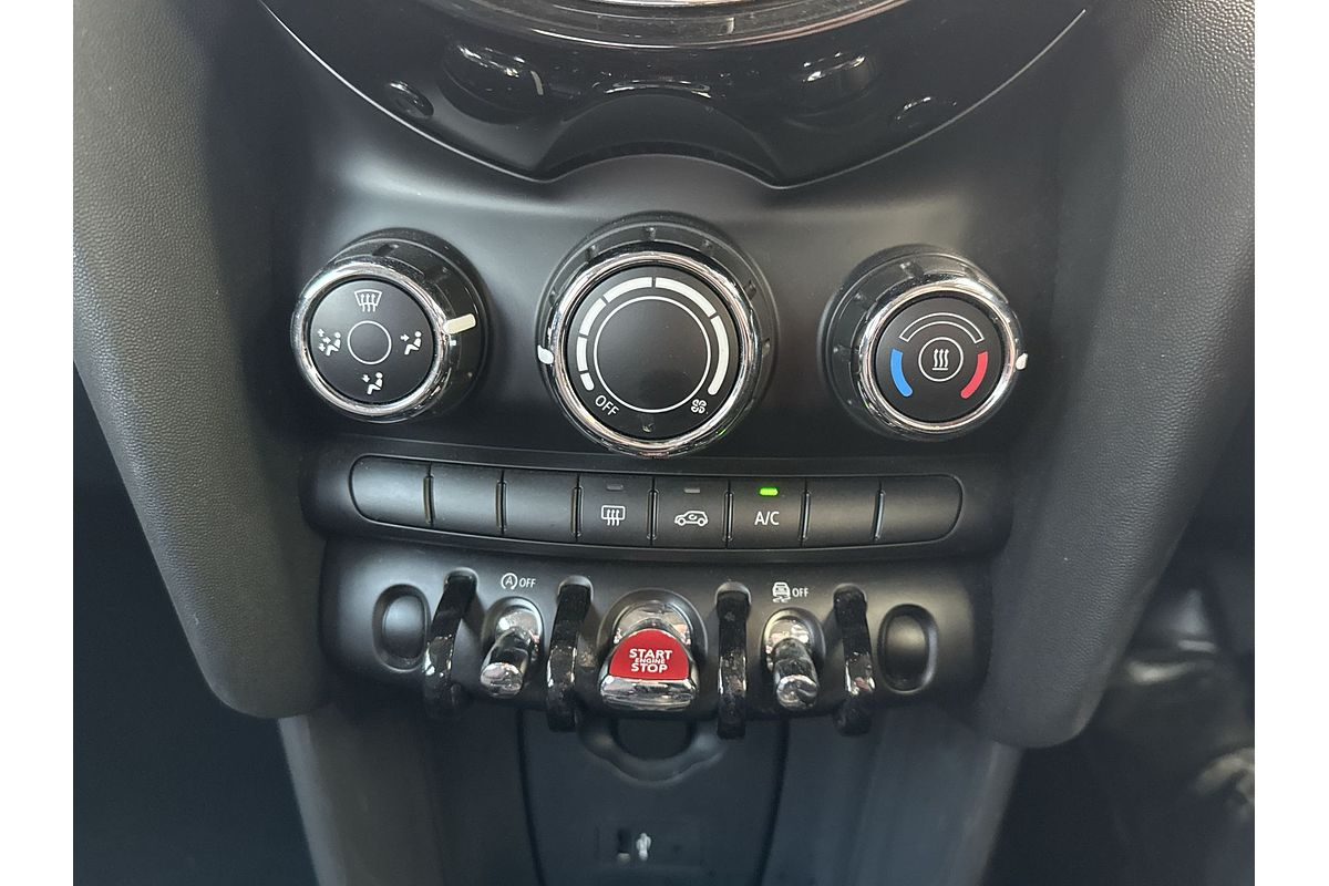 2020 MINI Hatch Cooper F55 LCI