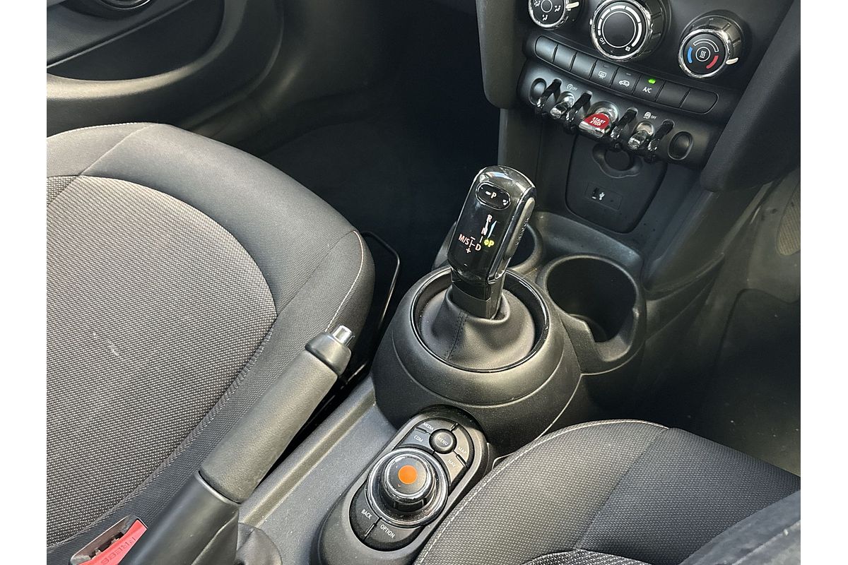 2020 MINI Hatch Cooper F55 LCI
