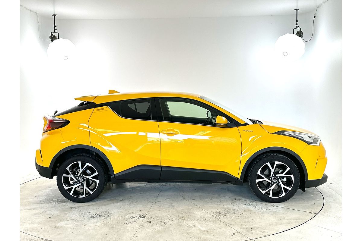 2017 Toyota C-HR Koba NGX10R