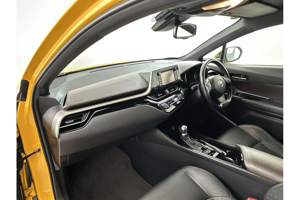 2017 Toyota C-HR Koba NGX10R