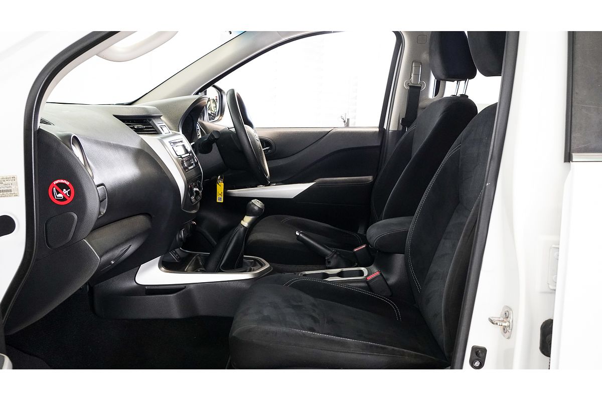 2016 Nissan Navara RX D23 4X4