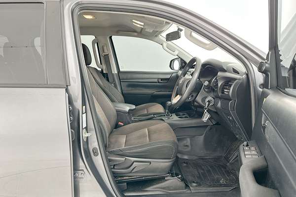 2018 Toyota Hilux SR GUN126R 4X4