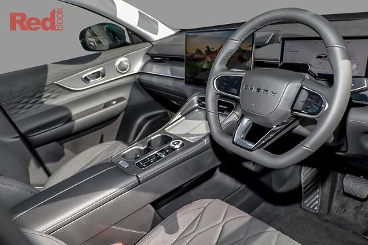 2025 Chery Tiggo 8 Super Hybrid Urban T31