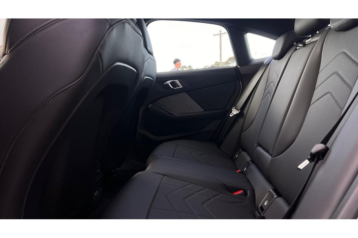 2025 BMW 2 Series 218 M Sport F74