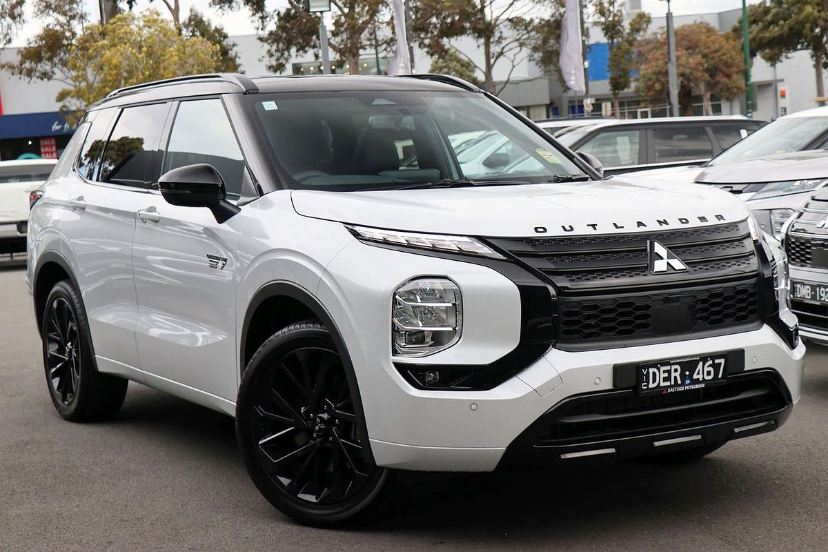 2024 Mitsubishi Outlander PHEV GSR ZM