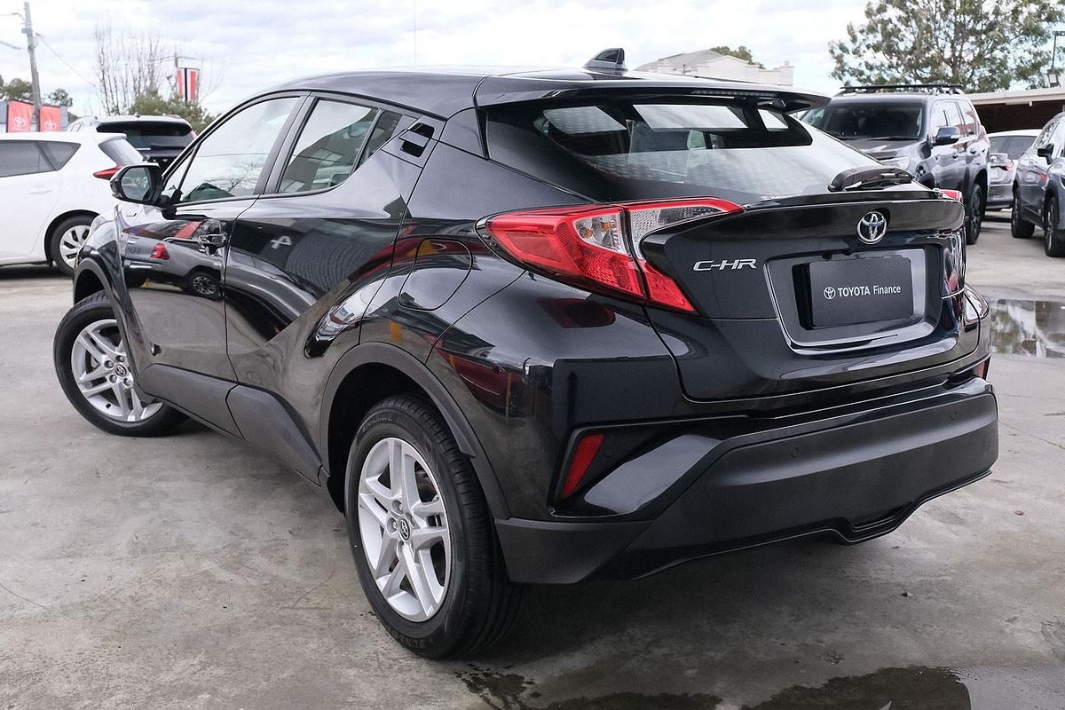 2023 Toyota C-HR GXL NGX10R