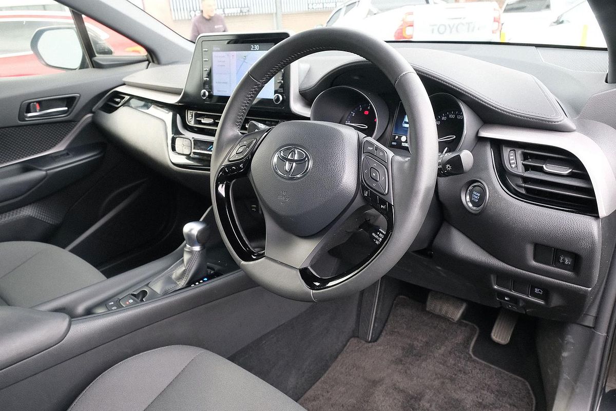 2023 Toyota C-HR GXL NGX10R