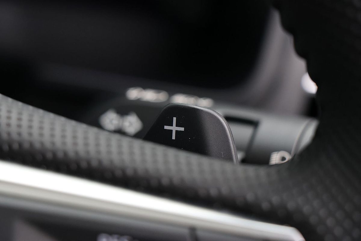 2024 Mitsubishi Outlander PHEV GSR ZM