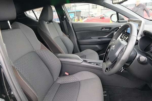 2023 Toyota C-HR GXL NGX10R