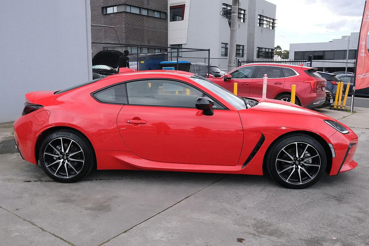 2023 Toyota GR86 GT ZN8