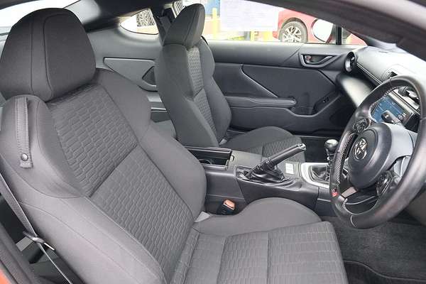 2023 Toyota GR86 GT ZN8