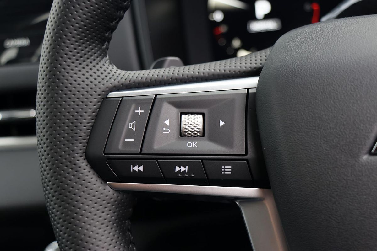2025 Mitsubishi Outlander Exceed ZM