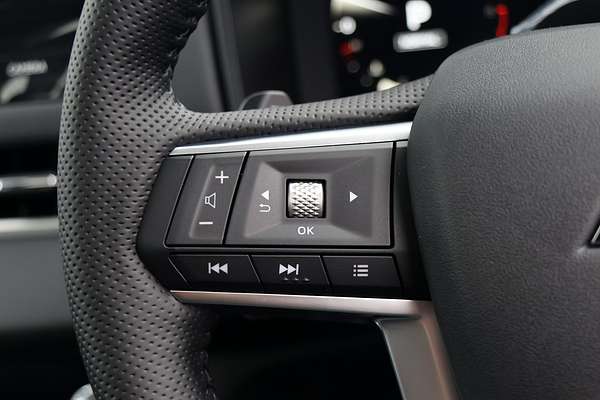 2025 Mitsubishi Outlander Exceed ZM