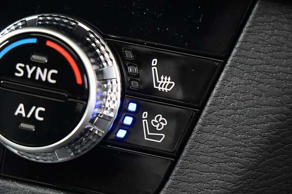 2025 Mitsubishi Outlander Exceed ZM