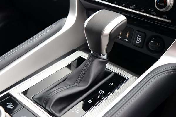 2024 Mitsubishi Pajero Sport GLS QG