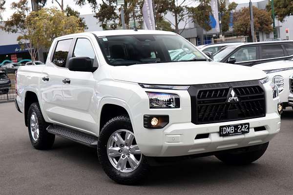 2025 Mitsubishi Triton GLX+ MV 4X4