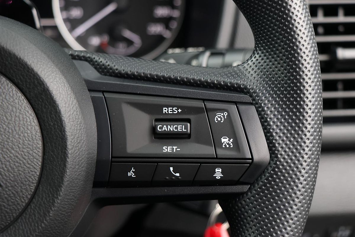 2025 Mitsubishi Triton GLX+ MV 4X4