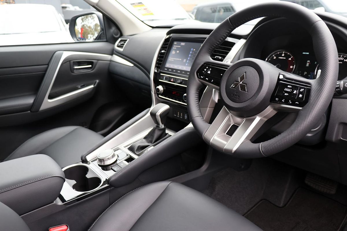 2024 Mitsubishi Pajero Sport GLS QG