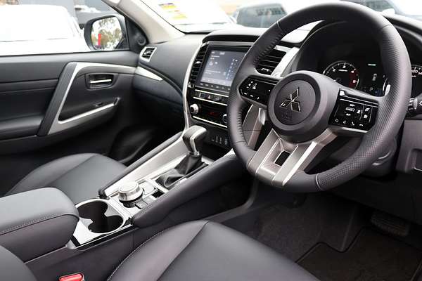 2024 Mitsubishi Pajero Sport GLS QG