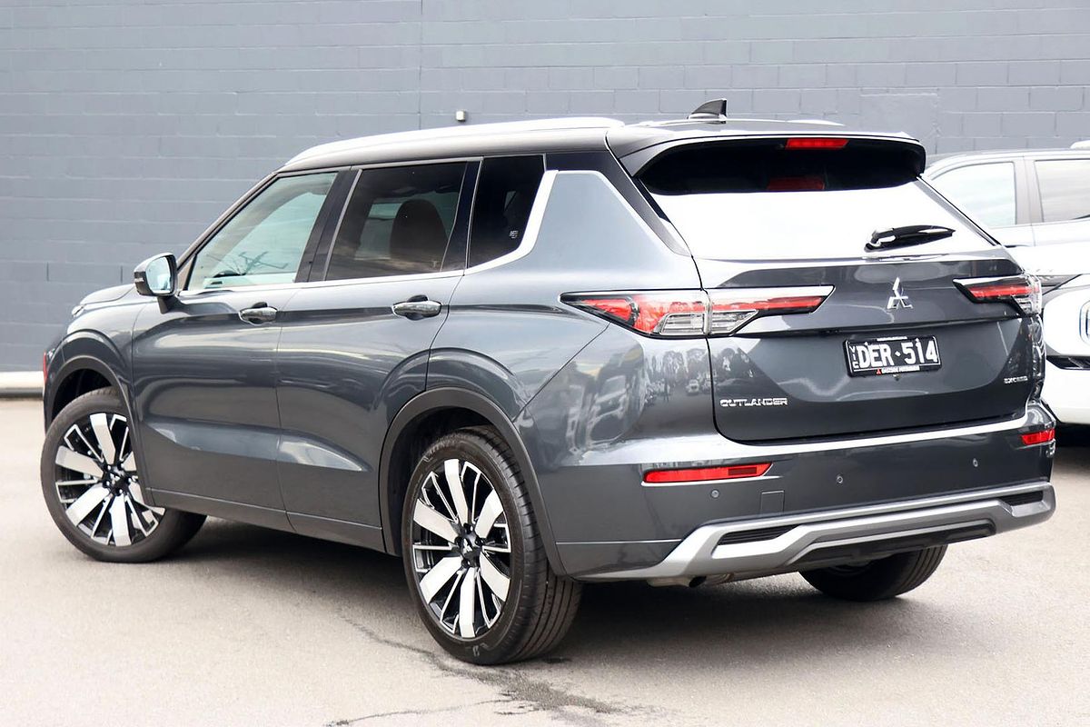 2025 Mitsubishi Outlander Exceed Tourer ZM