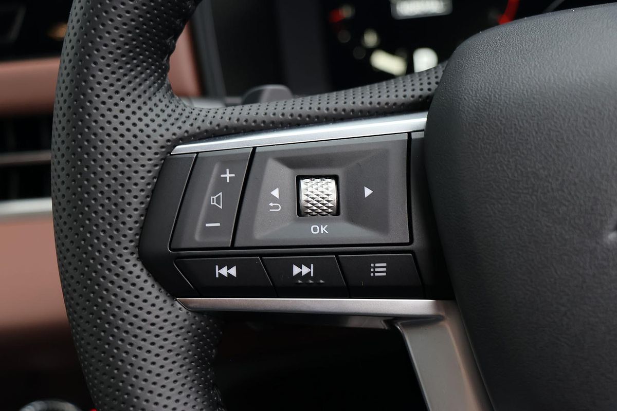 2025 Mitsubishi Outlander Exceed Tourer ZM