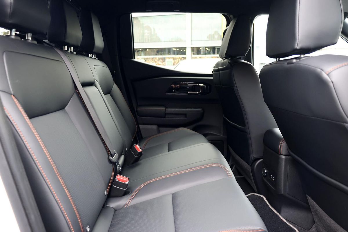 2025 Mitsubishi Triton GSR MV 4X4