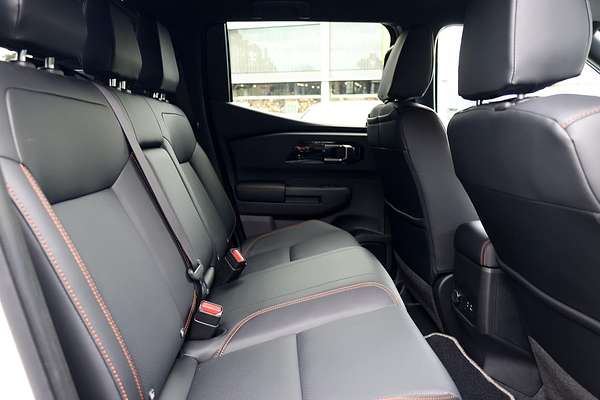 2025 Mitsubishi Triton GSR MV 4X4