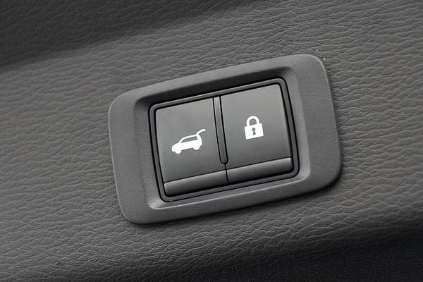 2025 Mitsubishi Outlander Exceed Tourer ZM