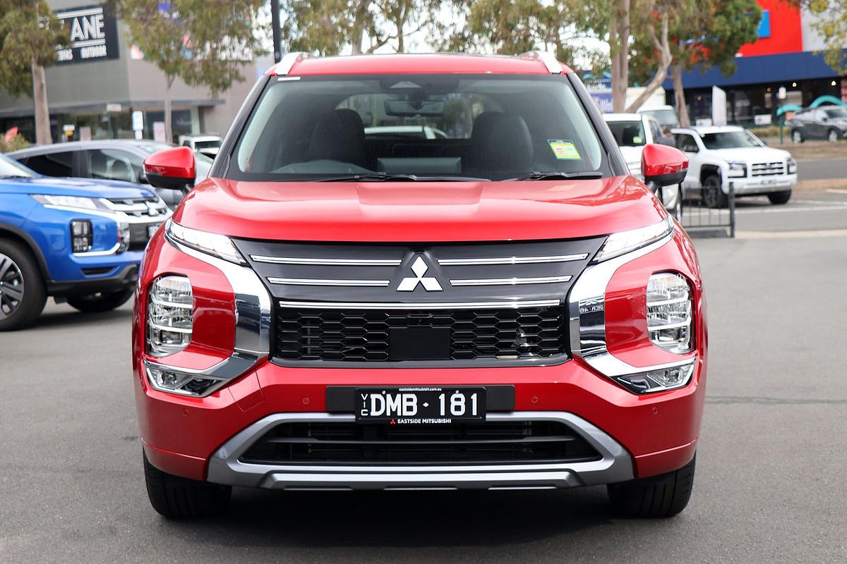 2025 Mitsubishi Outlander Exceed ZM