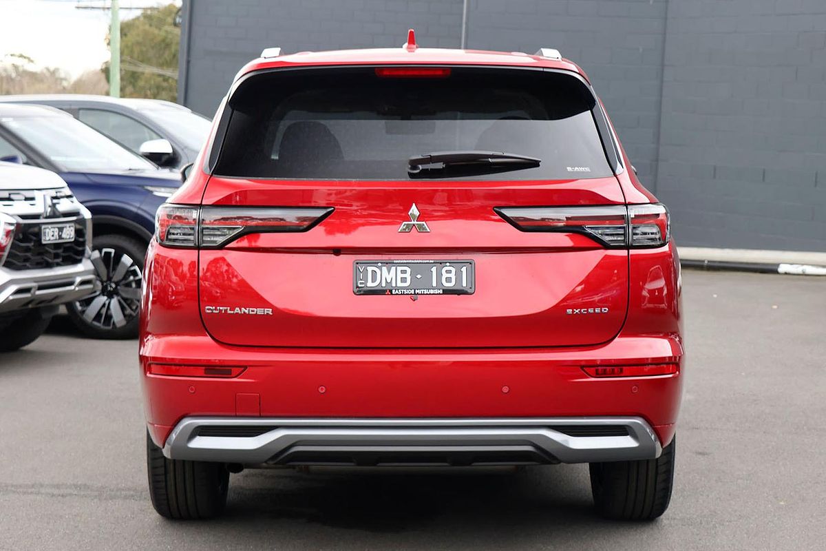2025 Mitsubishi Outlander Exceed ZM
