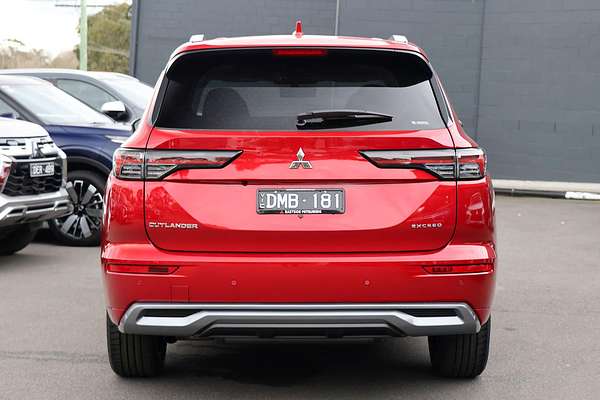 2025 Mitsubishi Outlander Exceed ZM