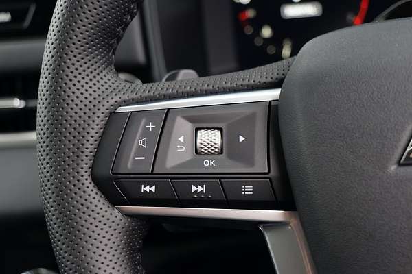 2025 Mitsubishi Outlander Exceed ZM
