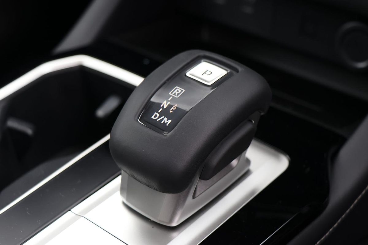 2025 Mitsubishi Outlander Exceed ZM