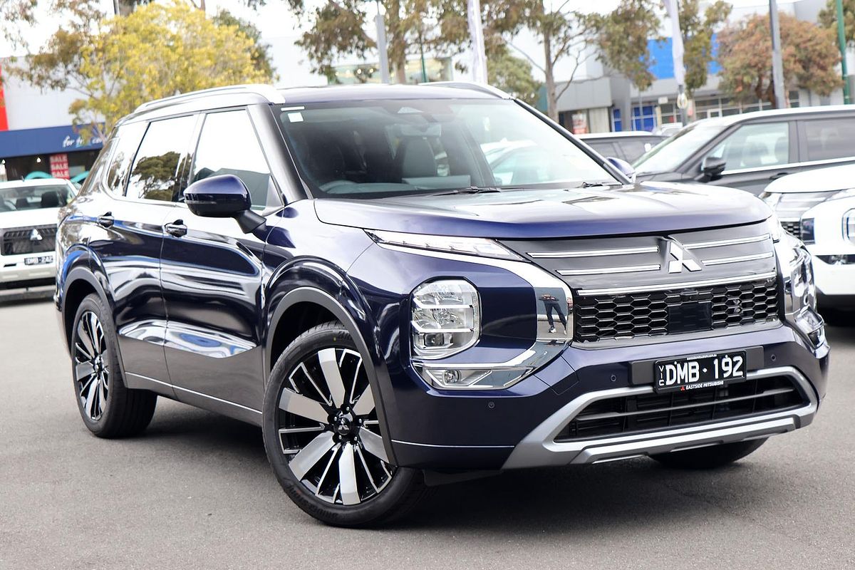 2025 Mitsubishi Outlander Exceed ZM