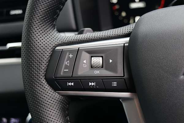 2025 Mitsubishi Outlander Exceed ZM