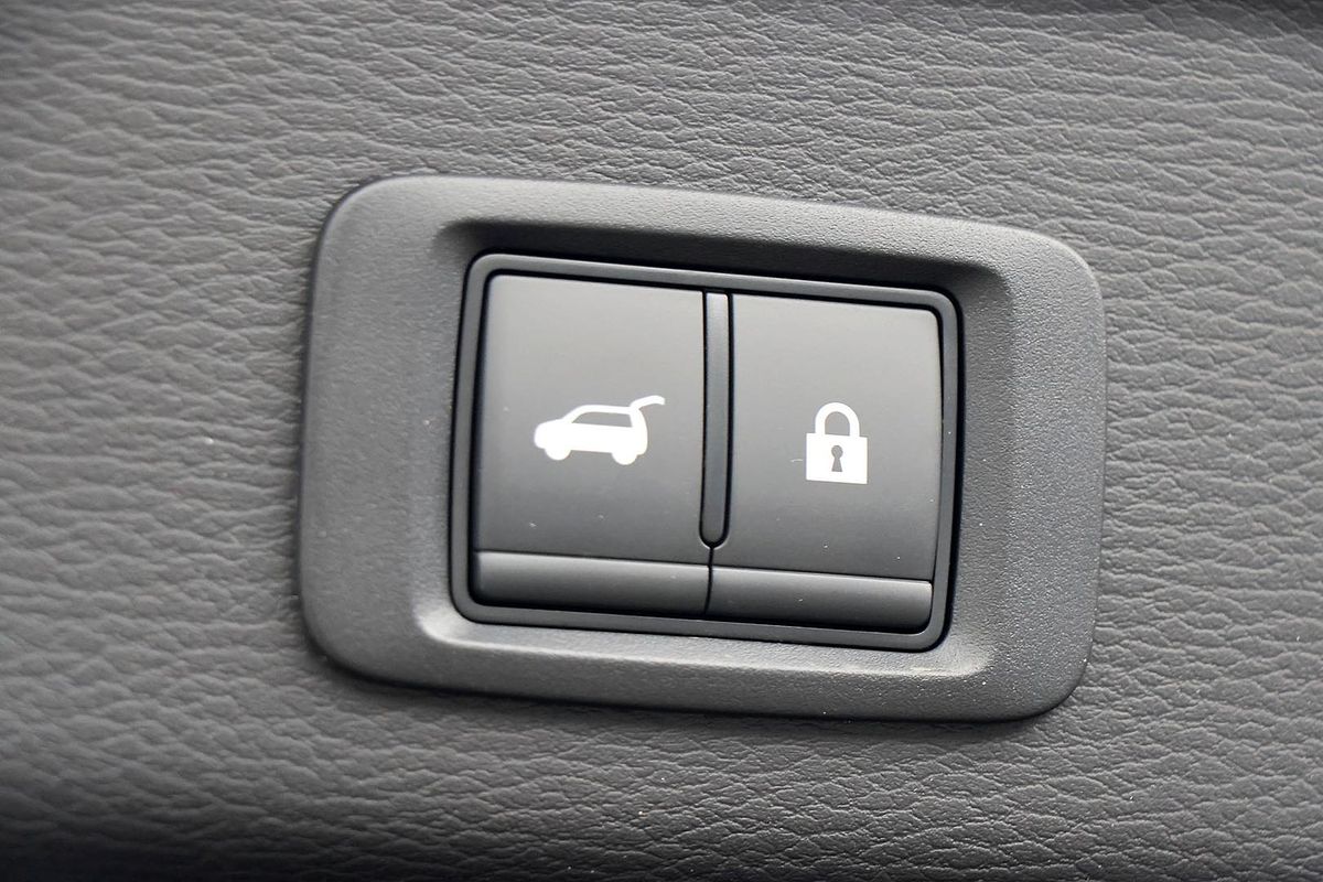 2025 Mitsubishi Outlander Exceed ZM