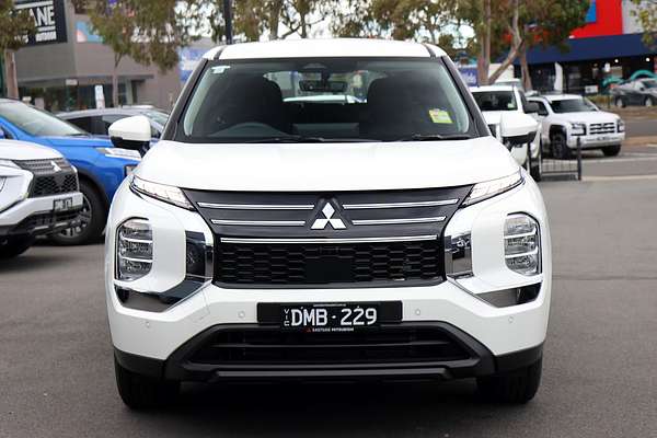 2025 Mitsubishi Outlander ES ZM