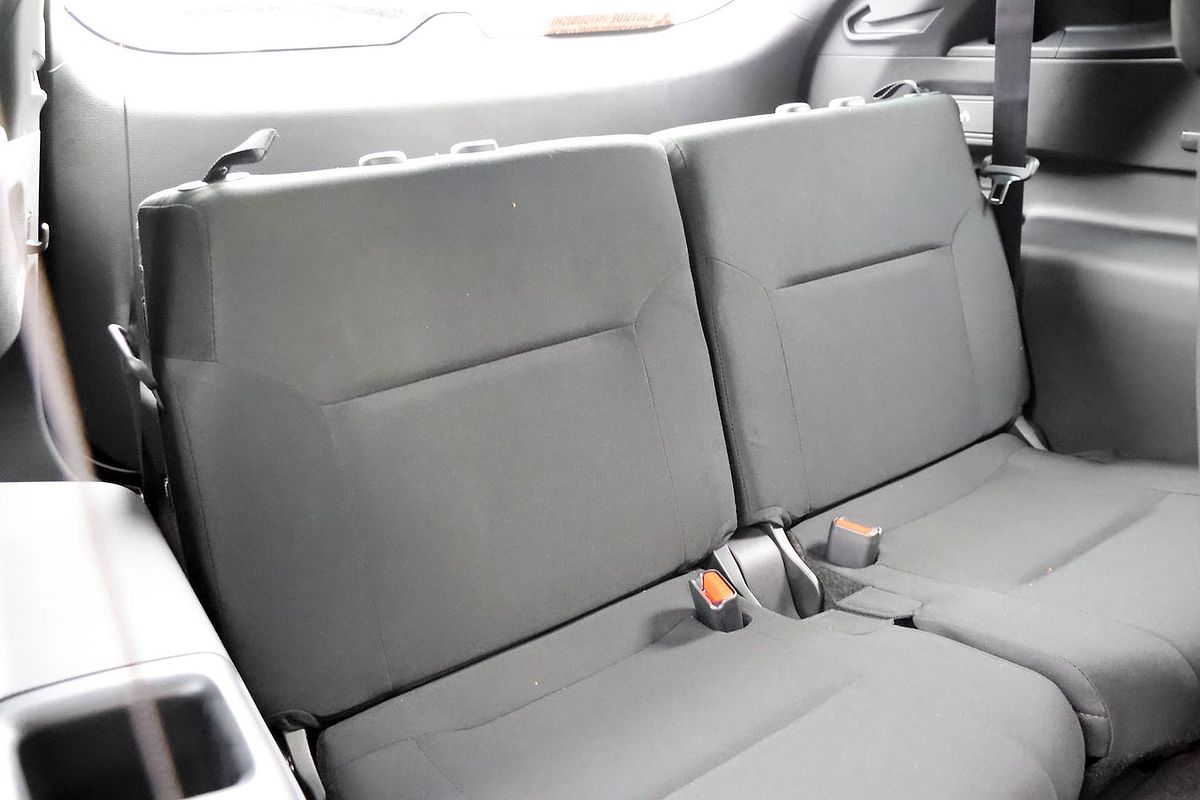 2025 Mitsubishi Outlander ES ZM