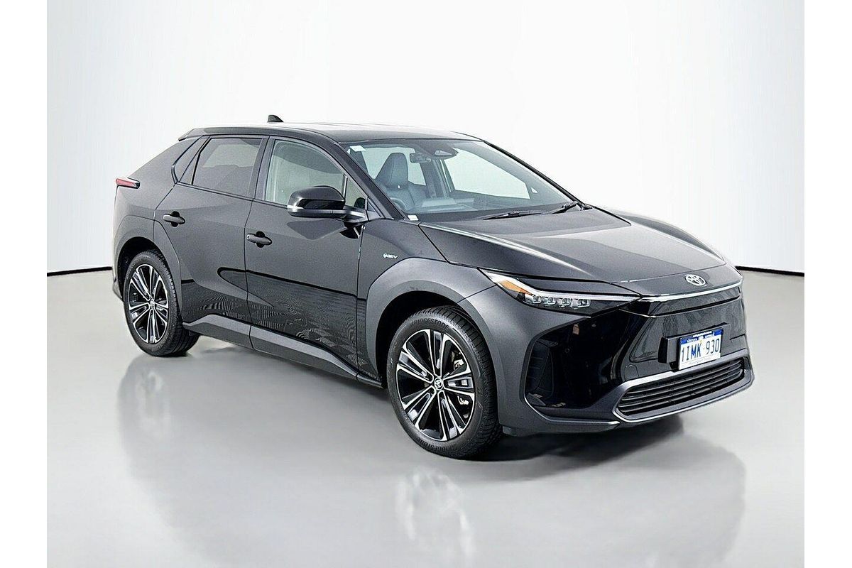 2024 Toyota bZ4X XEAM10R
