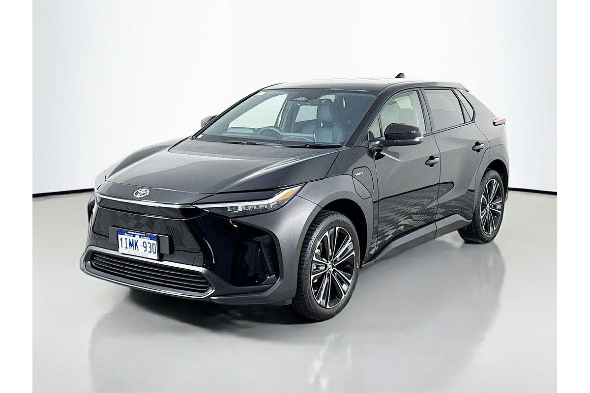 2024 Toyota bZ4X XEAM10R